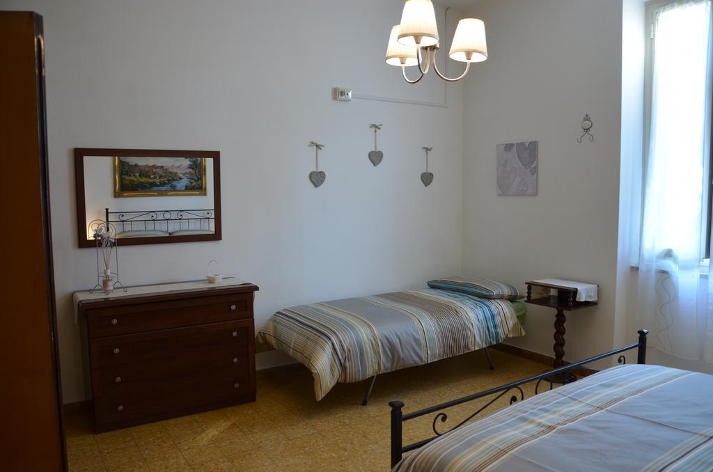 Casa Lia Villa Marina Di Carrara Buitenkant foto