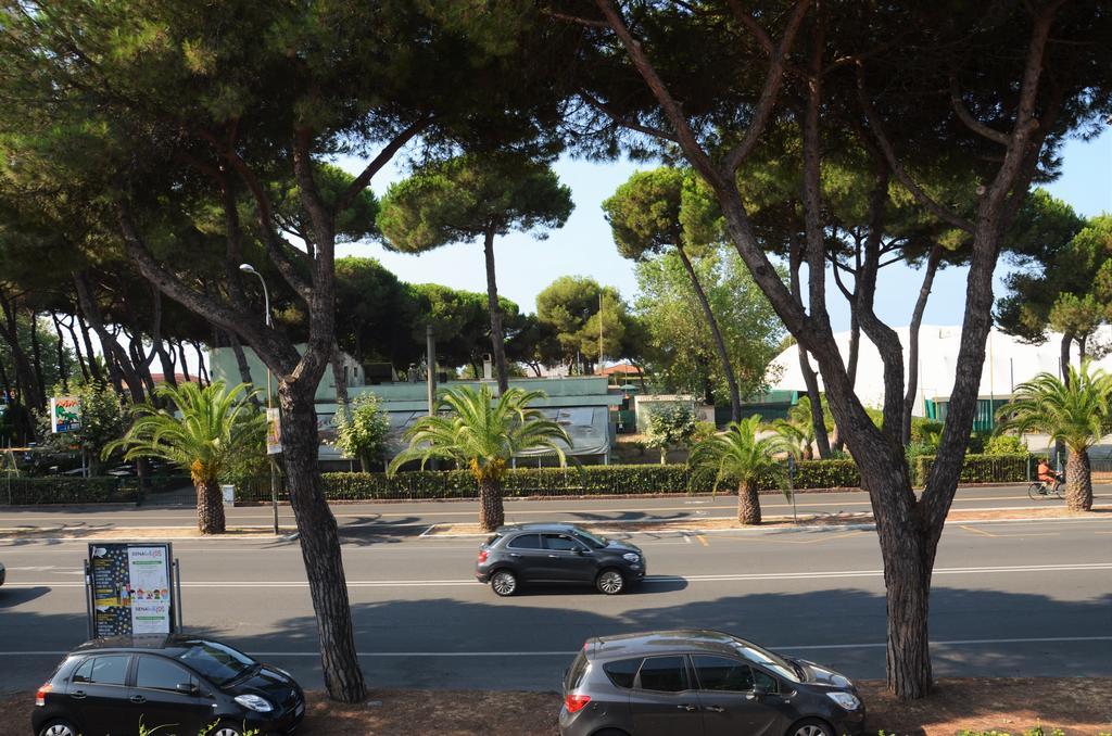 Casa Lia Villa Marina Di Carrara Buitenkant foto