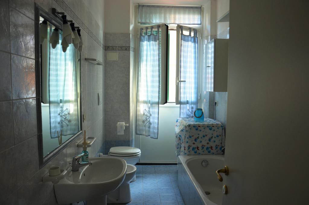 Casa Lia Villa Marina Di Carrara Buitenkant foto